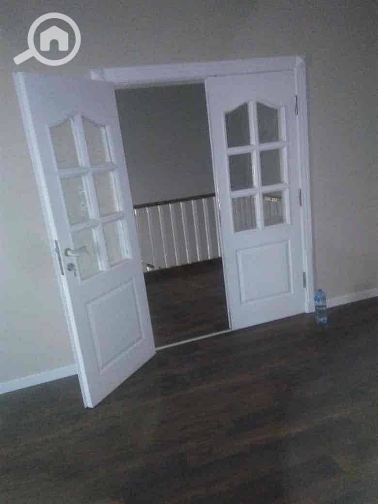 8 96a048f7-08d1-49e7-bd54-4c870a6ac370. jpg