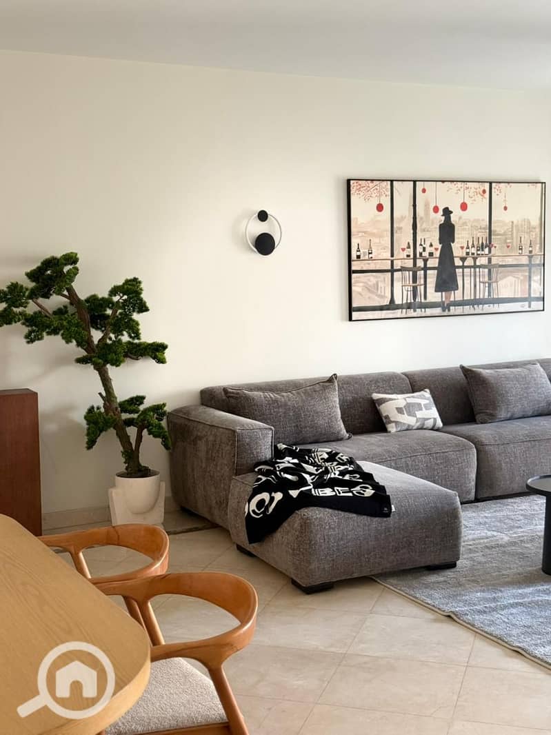 4 WhatsApp Image 2025-12-19 at 23.02. 48_1606c4a9. jpg