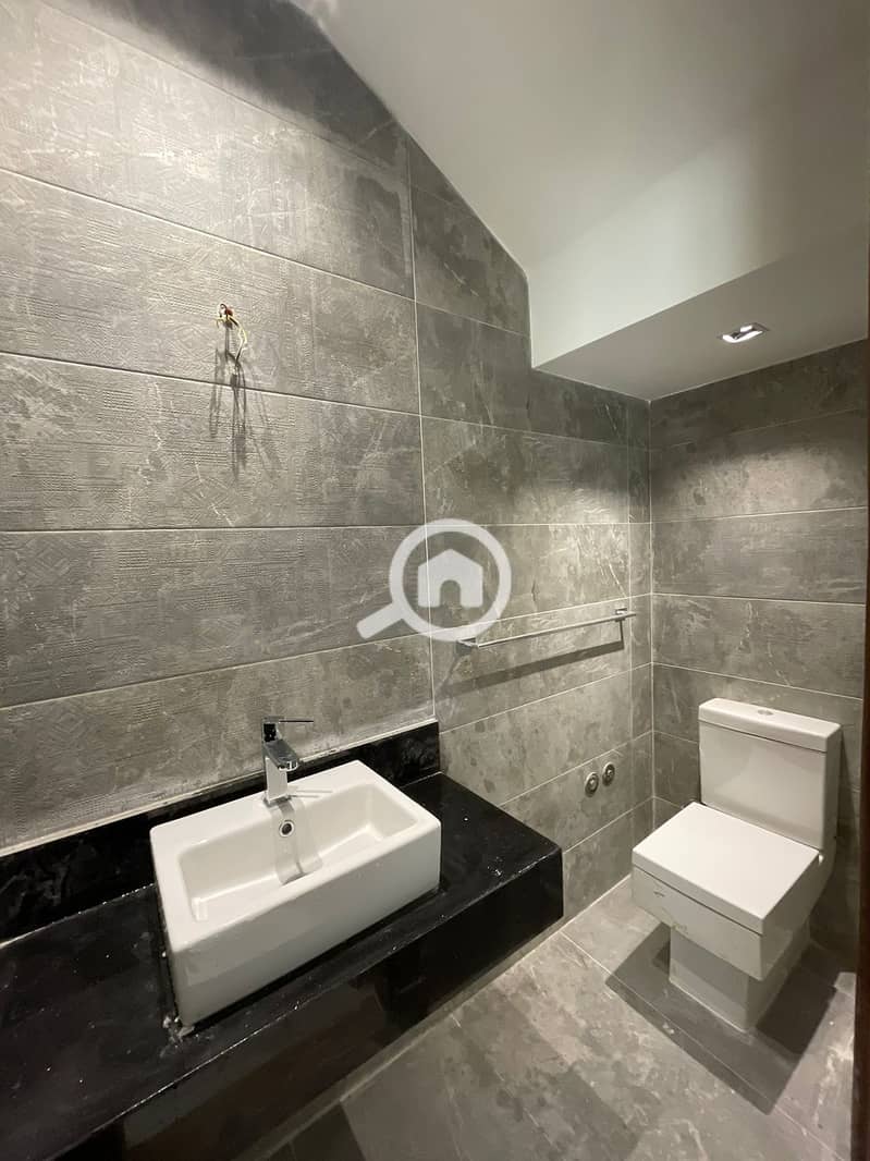 5 صورة واتساب بتاريخ 1446-01-01 في 04.37. 17_819d4647. jpg