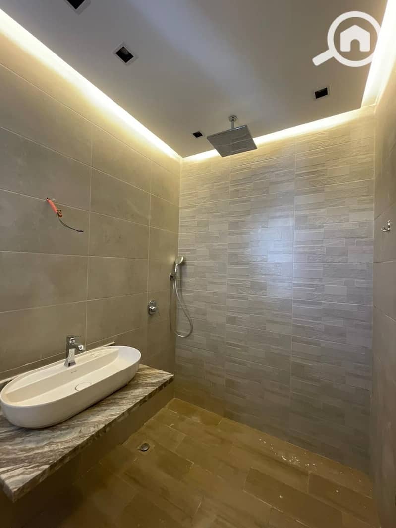 6 صورة واتساب بتاريخ 1446-01-01 في 04.37. 18_5f42f839. jpg