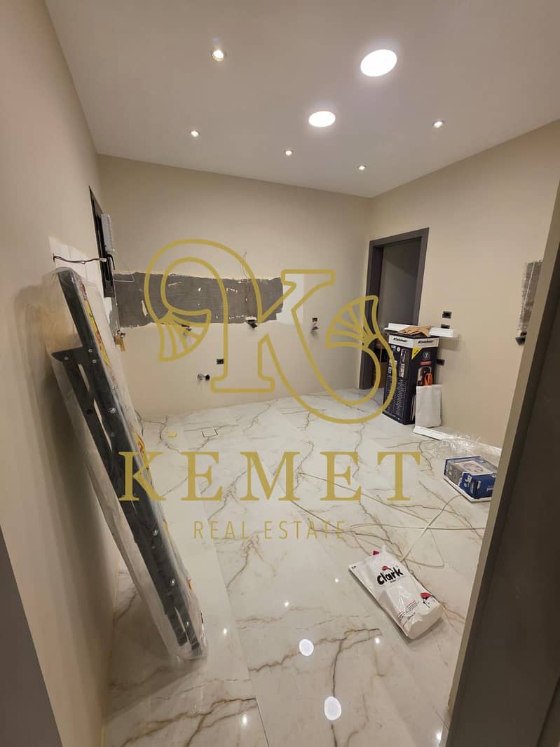 12 WhatsApp Image 2025-12-14 at 23.23. 26_338f16be. jpg