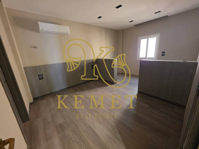 16 WhatsApp Image 2025-12-14 at 23.23. 24_350ed71f. jpg