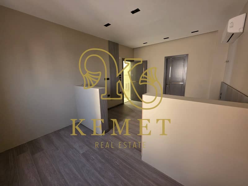 25 WhatsApp Image 2025-12-14 at 23.23. 30_3475a4be. jpg