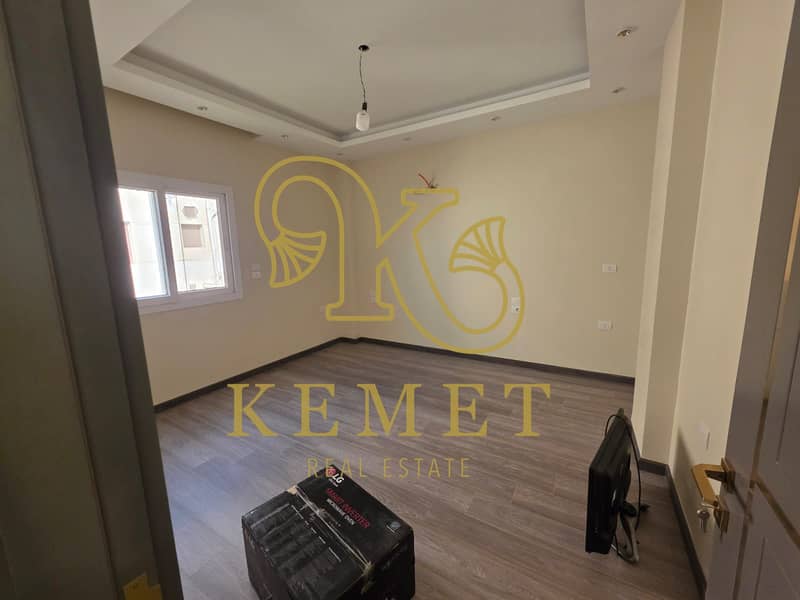 27 WhatsApp Image 2025-12-14 at 23.23. 31_0bf4ccad. jpg