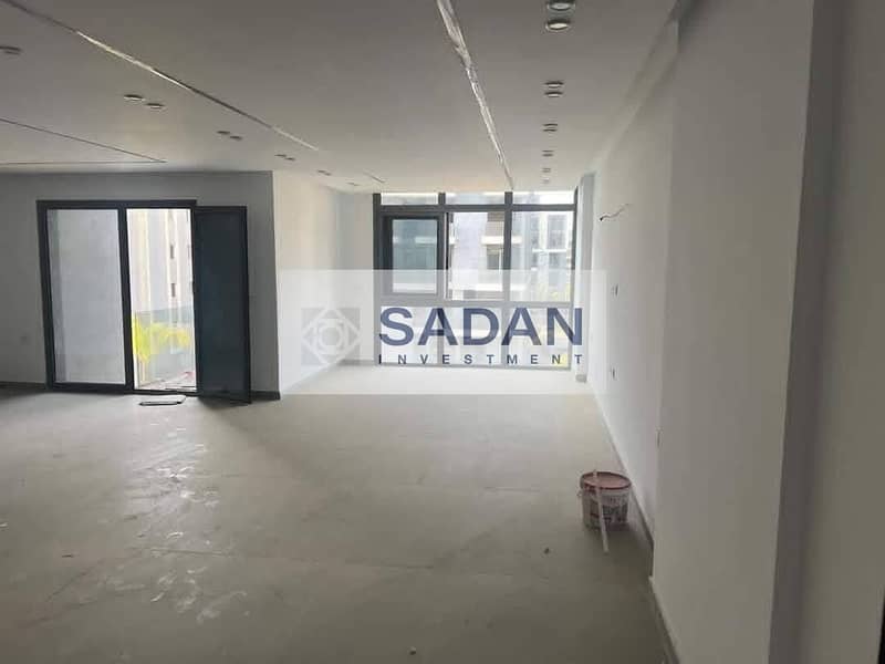 2 5bfd7495-442b-49ae-ac11-5154076b48c8. jpeg