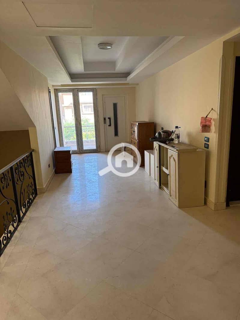 5 e6afacf1-0e65-4edf-b77d-37c58bc0d2e1. jpg