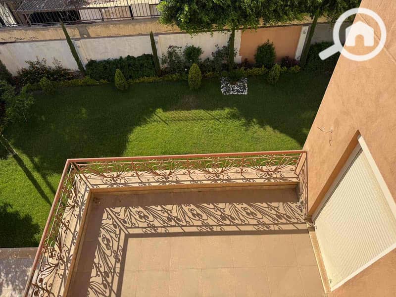 14 767482be-2ccc-46e4-b3a7-8848fbfe99d6. jpg