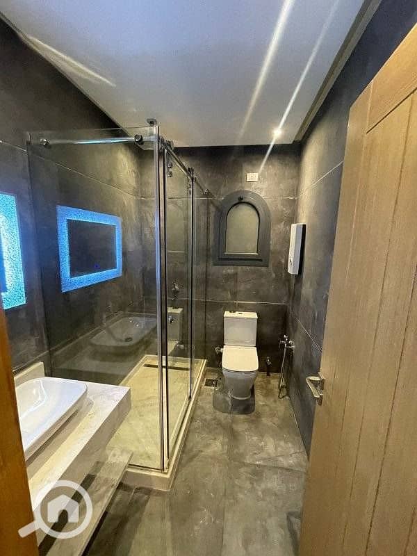 5 453970446_1101692608184426_4139434581108478213_n. jpg