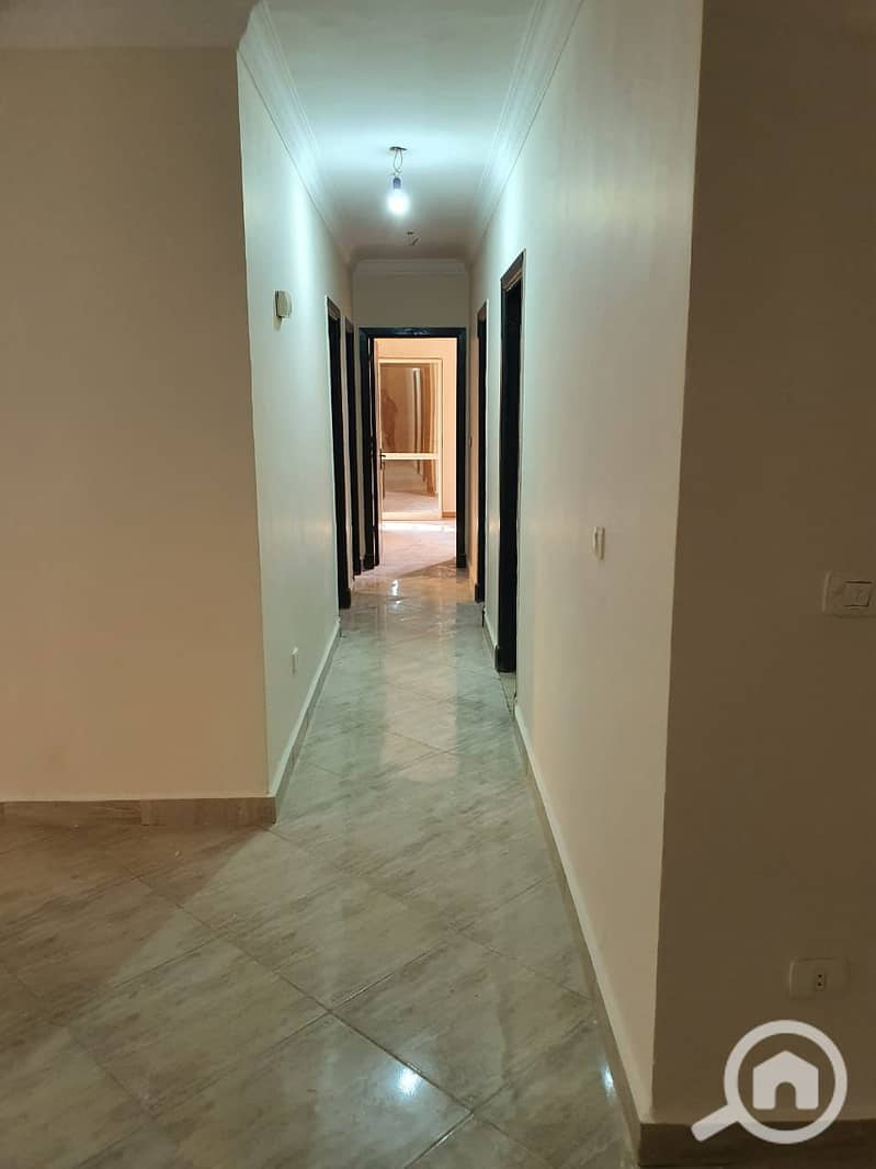 3 WhatsApp Image 2025-12-21 at 11.07. 32_1f049fc0. jpg