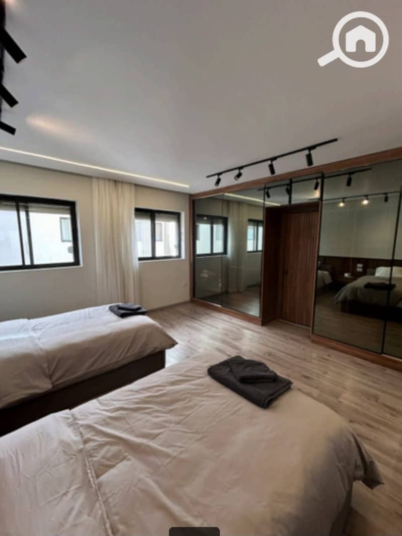 4 WhatsApp Image 2025-12-21 at 11.15. 16 AM (2). jpeg