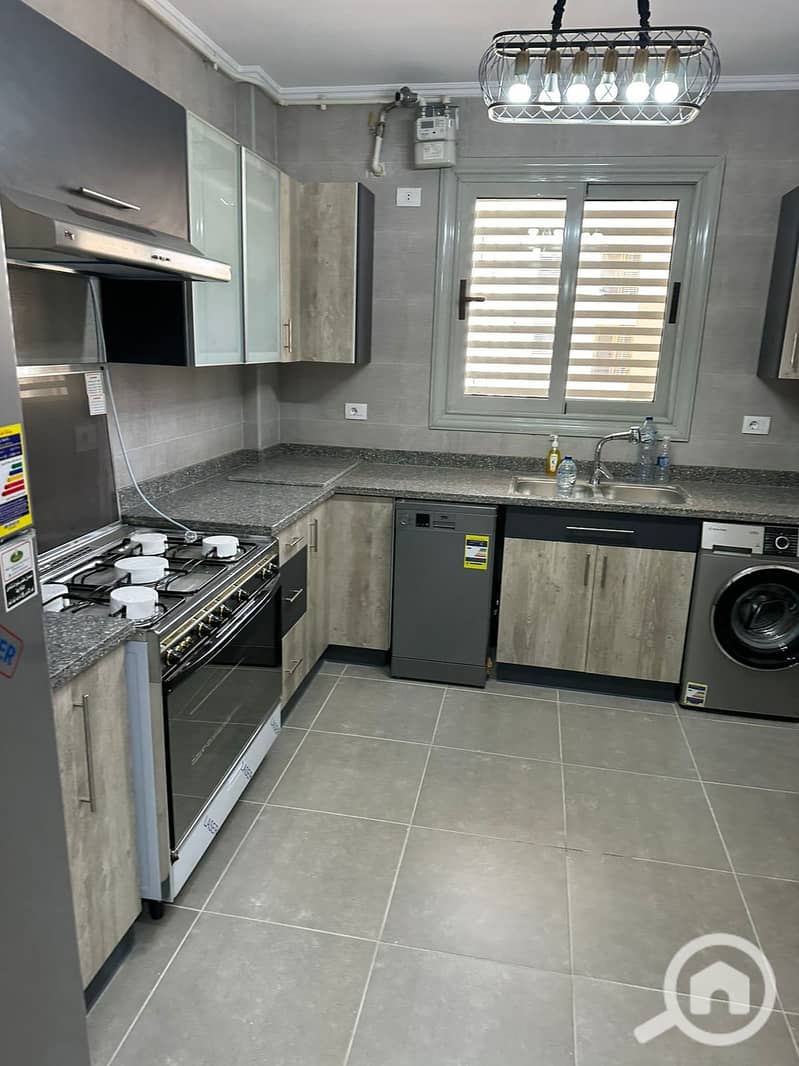 10 579089363_24941729585479895_6905130419017046391_n. jpg