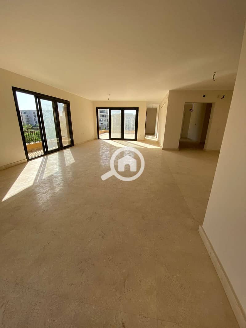 3 560031465_2263600974118776_1162757120548206729_n. jpg