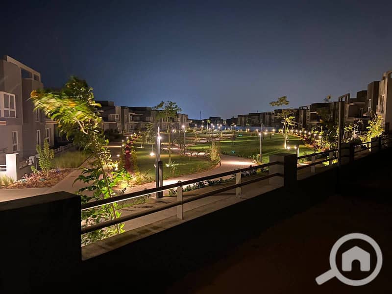 9 574507697_2370023296768190_1011710596636582506_n. jpg