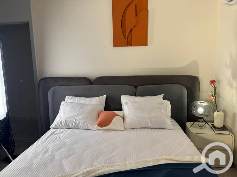 6 WhatsApp Image 2025-12-19 at 23.00. 56_9eae079f. jpg