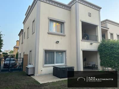 4 Bedroom Villa for Sale in New Cairo, Cairo - 17866490-39fb-4723-9e42-b97f9bd93630. jpg