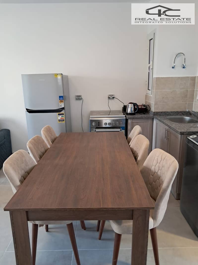 7 WhatsApp Image 2025-12-19 at 20.21. 49. jpeg