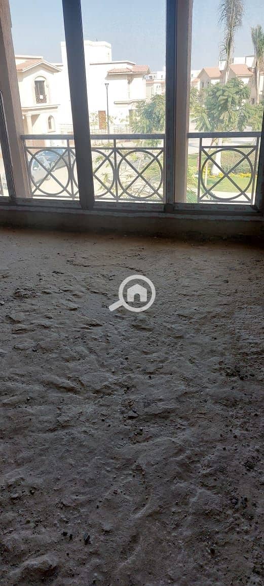 4 c4ff27ac-80ea-42f9-a30e-963bb3ee6e33. jpg