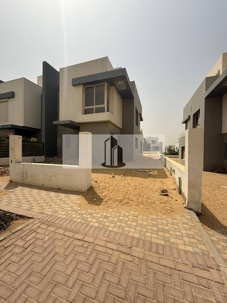 5 WhatsApp Image 2025-12-18 at 02.49. 22. jpeg