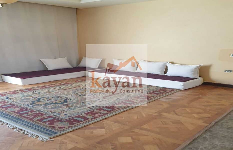 4 5eee17a3-51ec-45e0-8246-e51d28c126f4. jpg