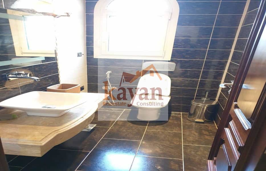 19 ca870f43-4895-4623-ba8c-21d03c5ea1c0. jpg