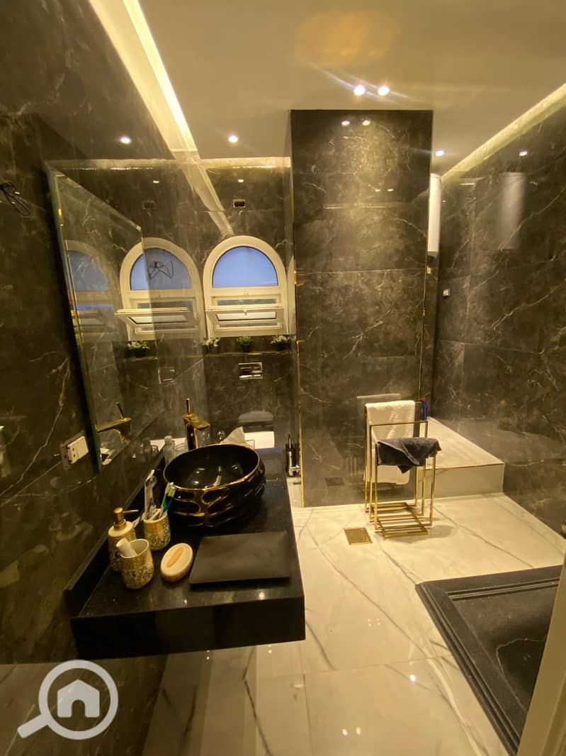 13 dc3a7a33-cabb-4901-94ae-a323a84642ca. jpeg