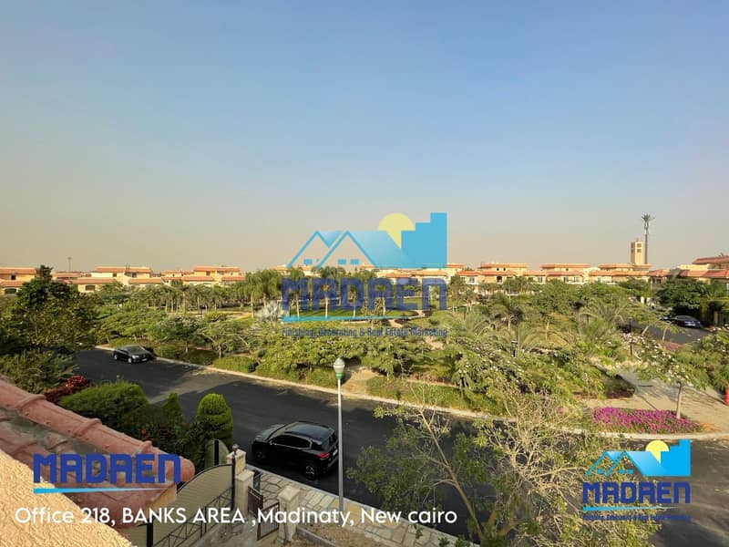 13 ce671ef7-2875-4741-8575-d7e2c65efc81. jpg