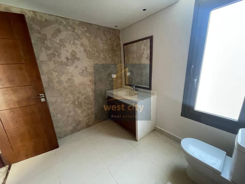 6 IMG-20251218-WA0135. jpg