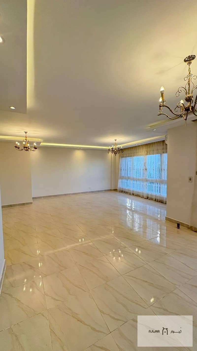 4 c753f926-54b2-48e3-95f3-331e85e26dcb. jpg