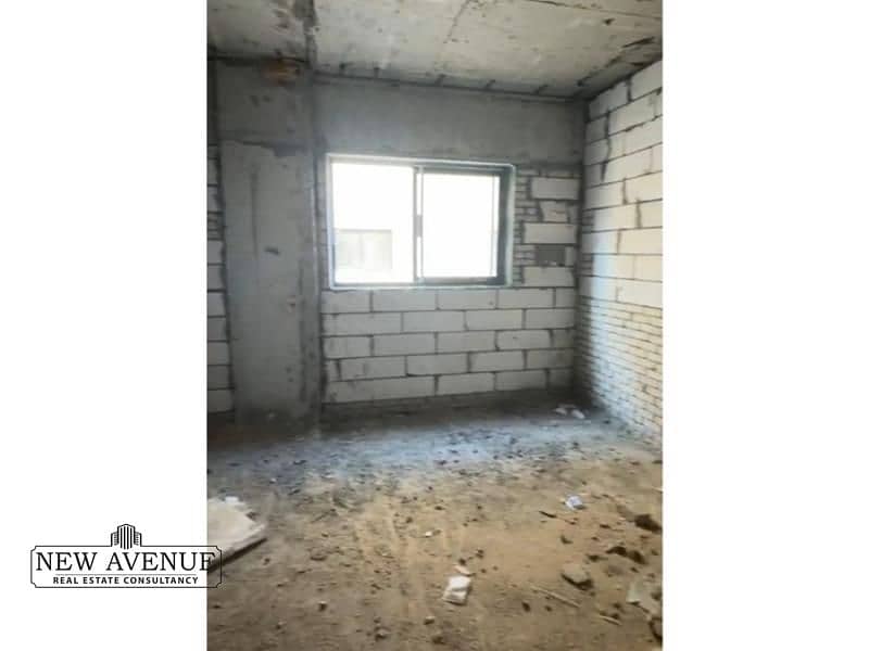 4 WhatsApp Image 2025-10-02 at 5.27. 38 PM (3). jpg