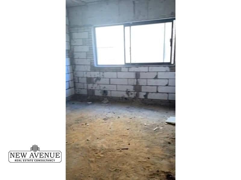 10 WhatsApp Image 2025-10-02 at 5.27. 40 PM. jpg