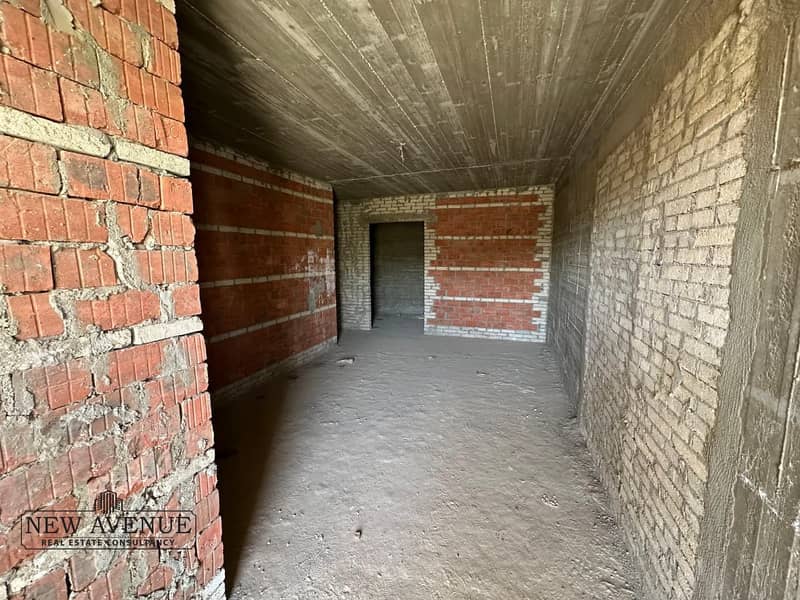 10 WhatsApp Image 2025-12-01 at 3.23. 20 PM. jpeg