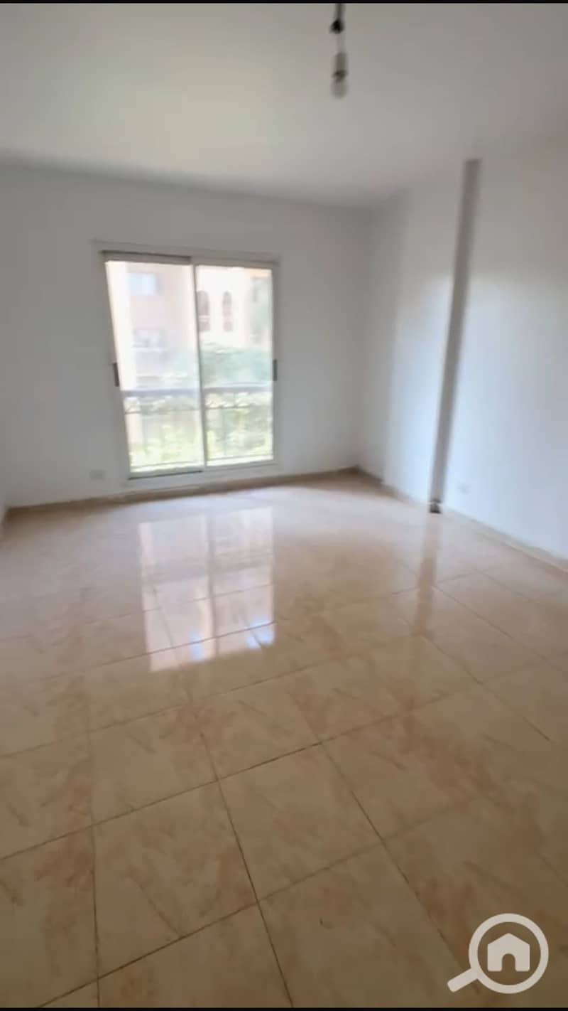 2 892f1fe8-17ab-4815-a0cf-b0709d7de0fc. jpg