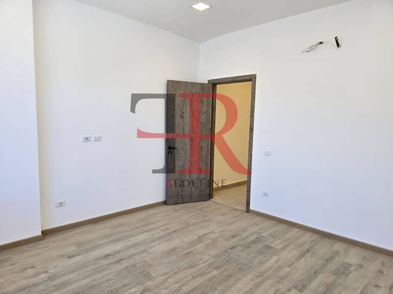 5 WhatsApp Image 2025-12-18 at 6.12. 45 PM. jpeg