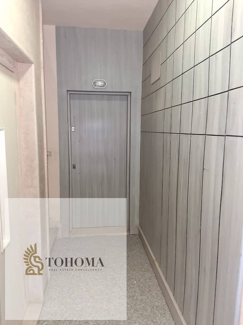 5 172c8be5-9613-4c06-89ad-1e3472233f65. jpg