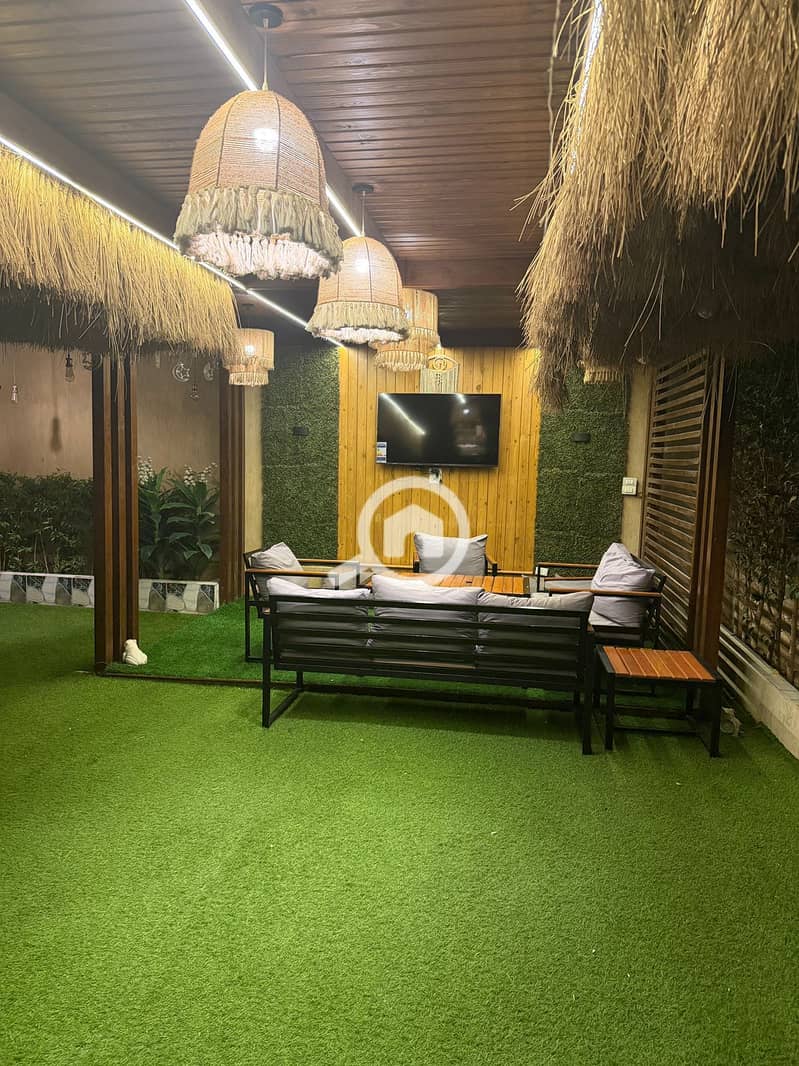 7 16ed7f43-7e3c-4070-9cfa-00e26f275327. jpg