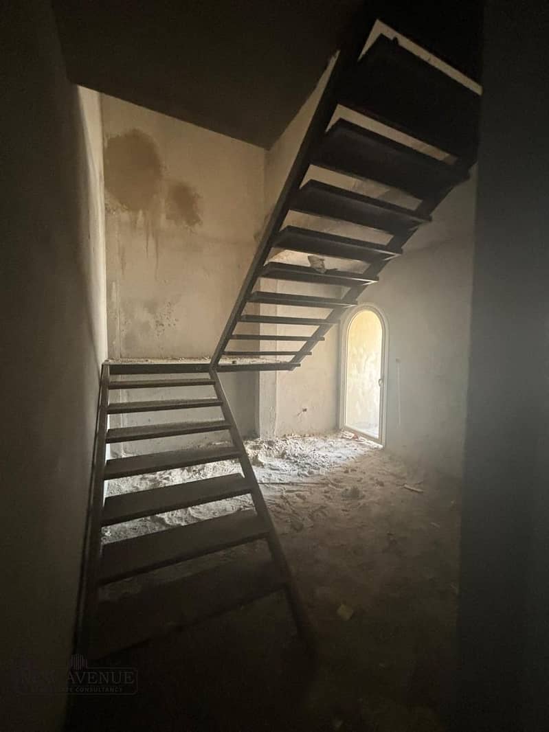 5 WhatsApp Image 2025-12-18 at 4.05. 01 PM. jpeg