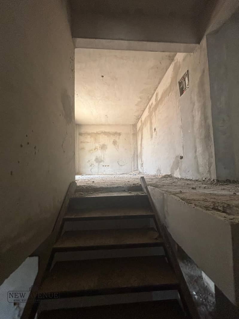 6 WhatsApp Image 2025-12-18 at 4.05. 02 PM (1). jpeg