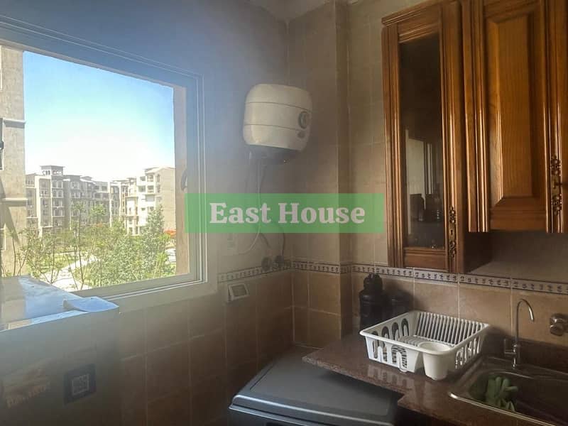 8 27d9dd37-16fc-4edf-b25b-7486ad9db13a. jpg