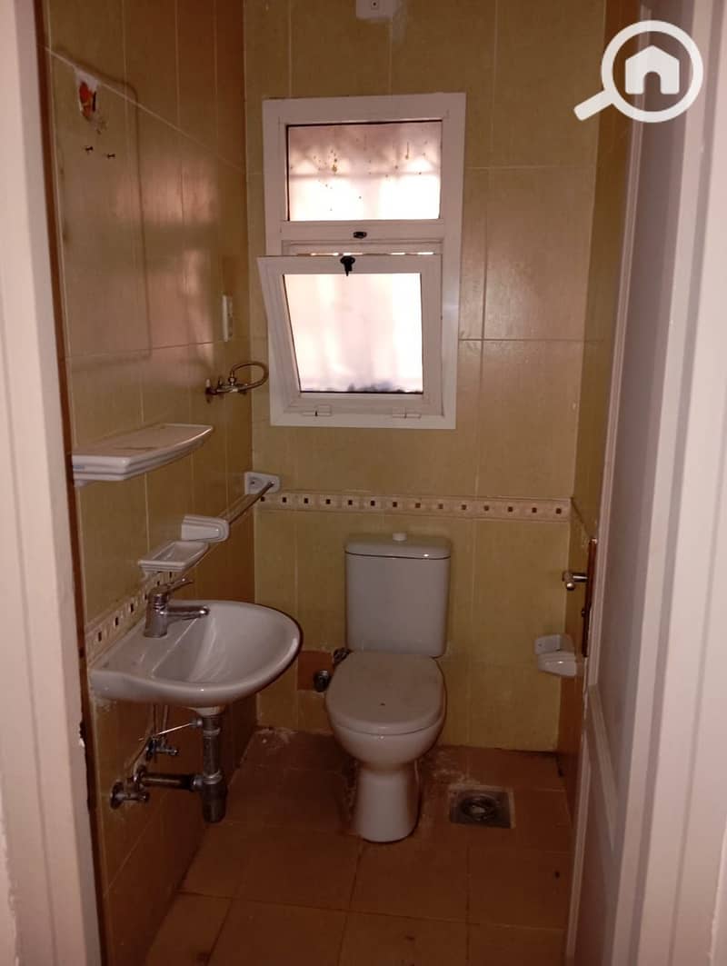 3 27caf585-00c6-48c4-be5d-fe465c3796c5. jpg