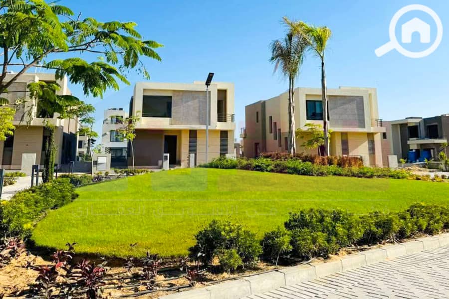 5 WhatsApp Image 2025-11-10 at 1.00. 50 PM (1). jpg