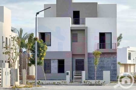 فیلا 5 غرف نوم للبيع في العامرية، الإسكندرية - IMG-20251217-WA0034. jpg