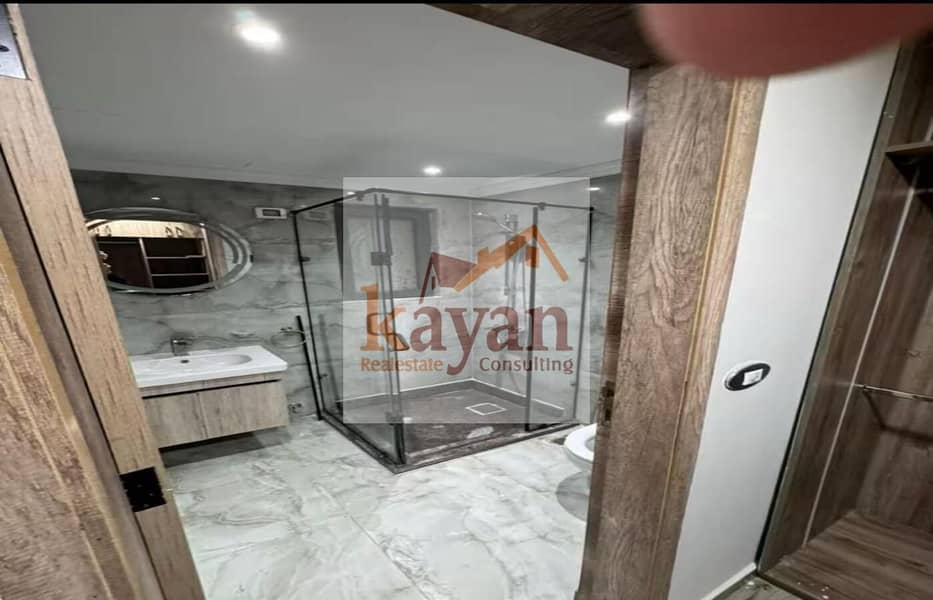 4 2ec41d44-fd9c-4b8c-98b8-50e621f6c9e1. jpg