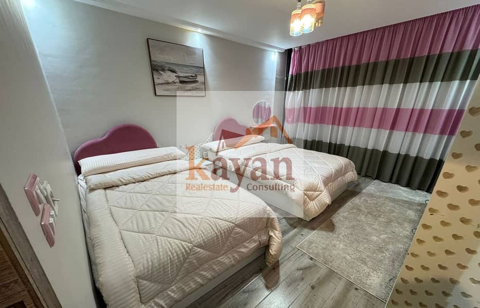 6 eba12c02-17d0-45f2-907e-91022e487d7d. jpg