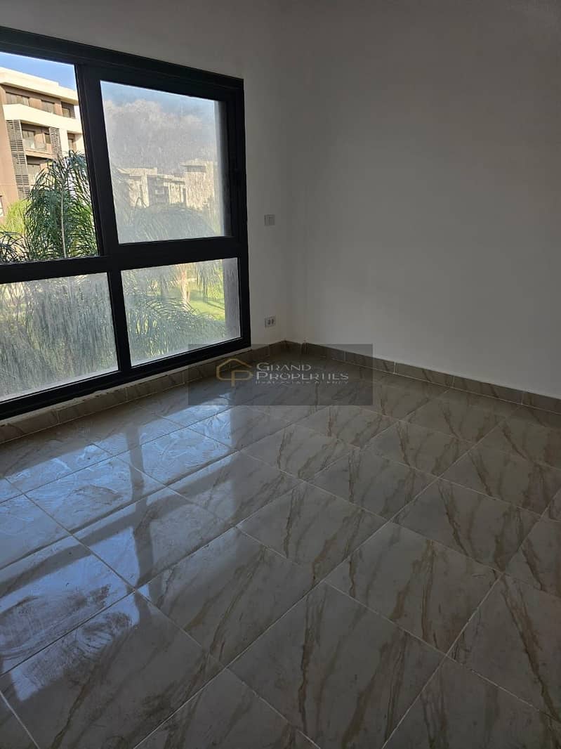 4 WhatsApp Image 2025-12-20 at 15.04. 55 (2). jpeg