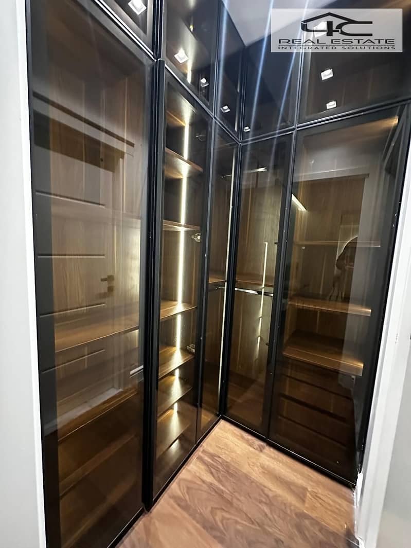 11 WhatsApp Image 2025-12-21 at 2.15. 13 AM (1). jpeg