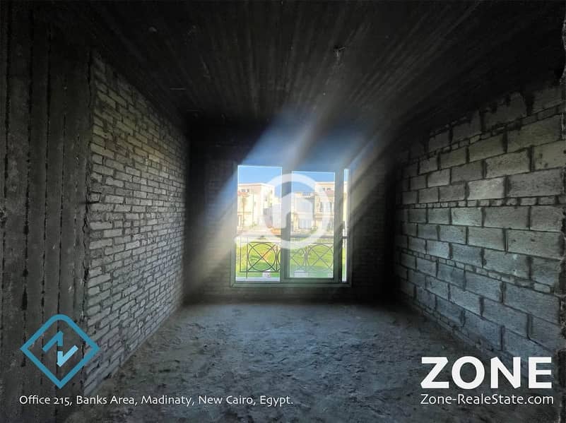 7 0f4a5783-6a98-4dd1-9369-93db8e55a39d. jpg