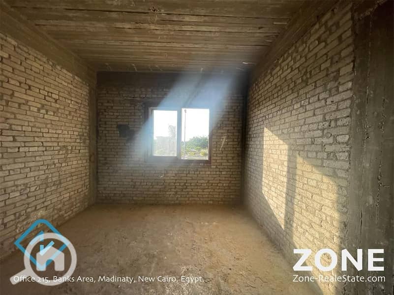 10 d4d93d4f-fa57-4b4c-bc0f-0edacb296569. jpg