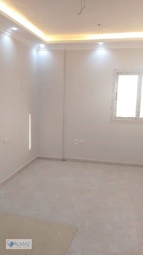 4 WhatsApp Image 2025-12-21 at 12.58. 13 PM (1). jpeg