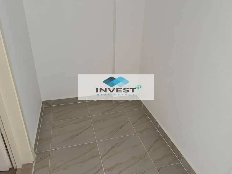 6 WhatsApp Image 2025-12-21 at 12.14. 46_9b459c54. jpg