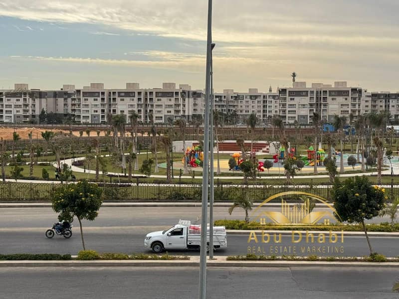 3 878fb42f-e7fa-43c1-9422-f77ecac40734. jpg